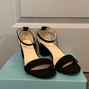 Woman Black Chunky Heeled Ankle Strap Sandals, Elegant Open Toe Sandals